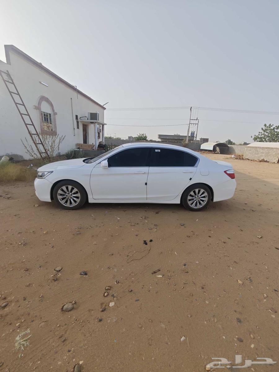 Honda Accord 2015, mileage 201,993, well-maintained, timing belt replaced, transmission checked, serious inquiries only63385988228994112
