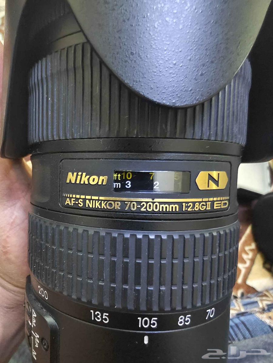 عدسة NIKKOR 70-200mm f 2.863383225307778111