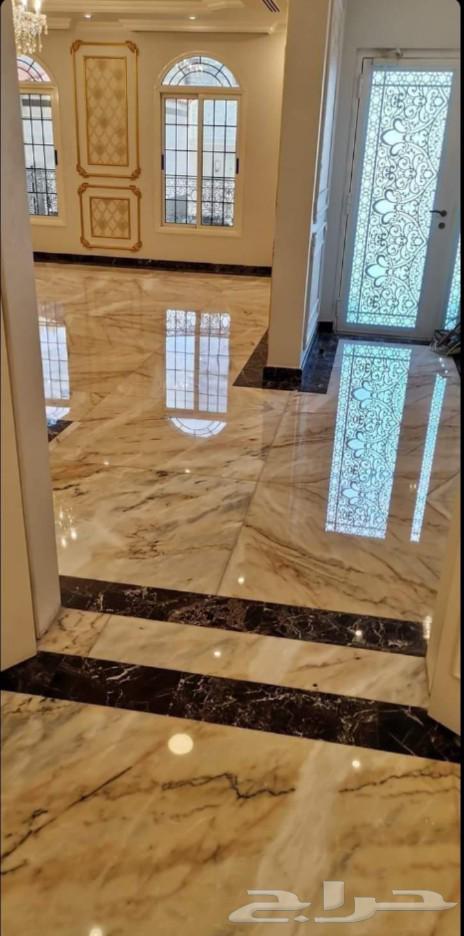 Clean the floor, polish the spirit.63381376387713112