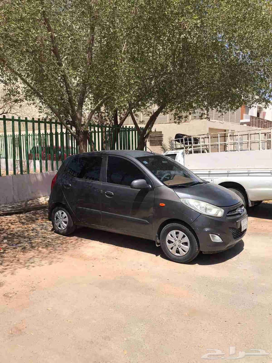 Hyundai i10 car, model 2013. For urgent sale.63382107451905113