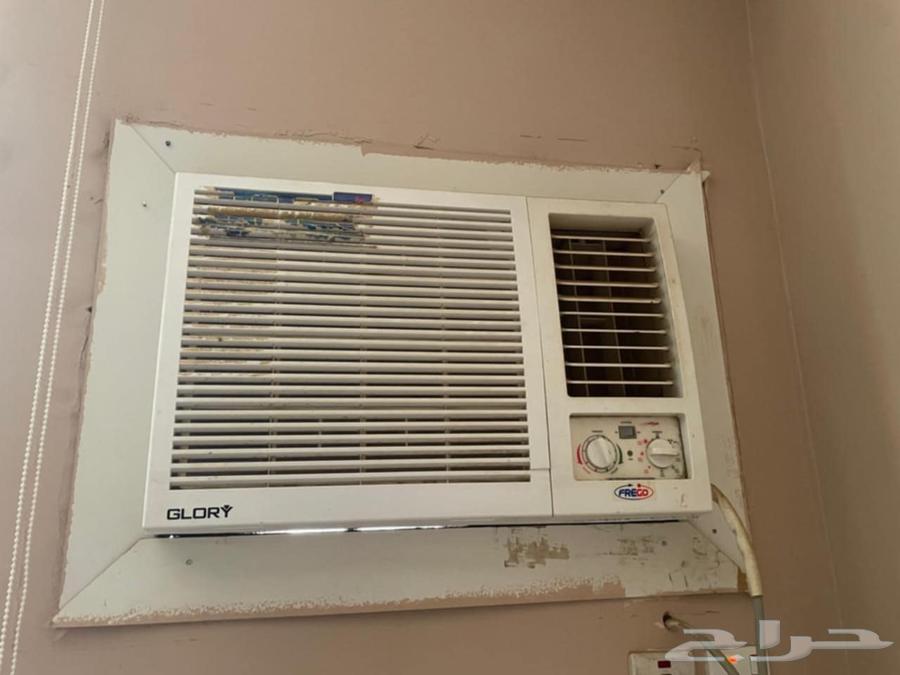 4 air conditioners available, quantity: 4 (price per air conditioner: 400 SAR)633823906176021113