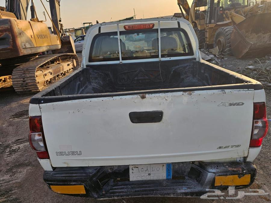 Isuzu Van 2012. New double cabin, new model63617845656195113
