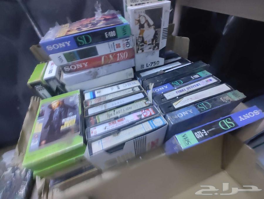 Old and rare video tapes63618193364354113
