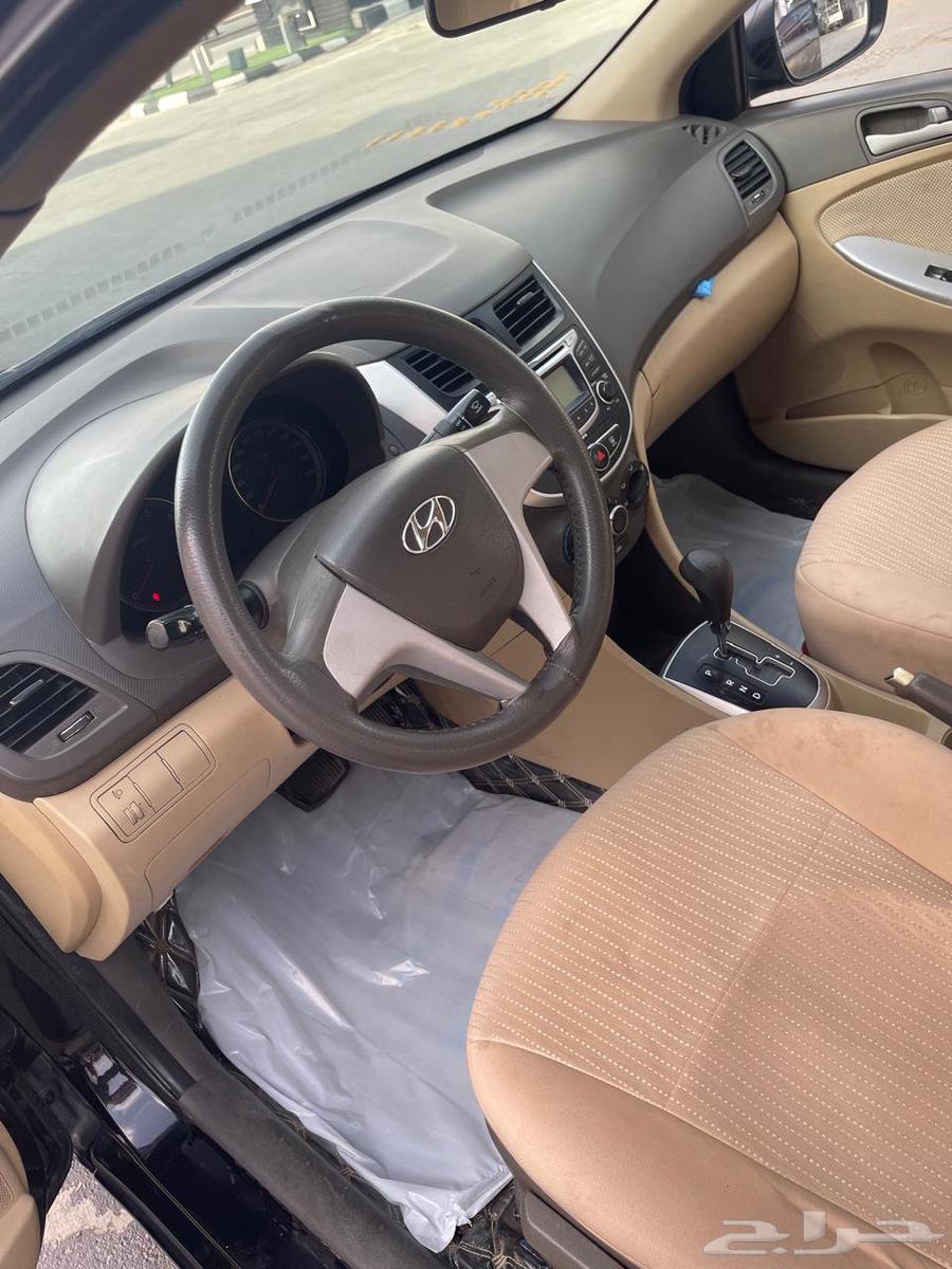 Hyundai Accent 2013 color black mileage 300 thousand63617852173185112