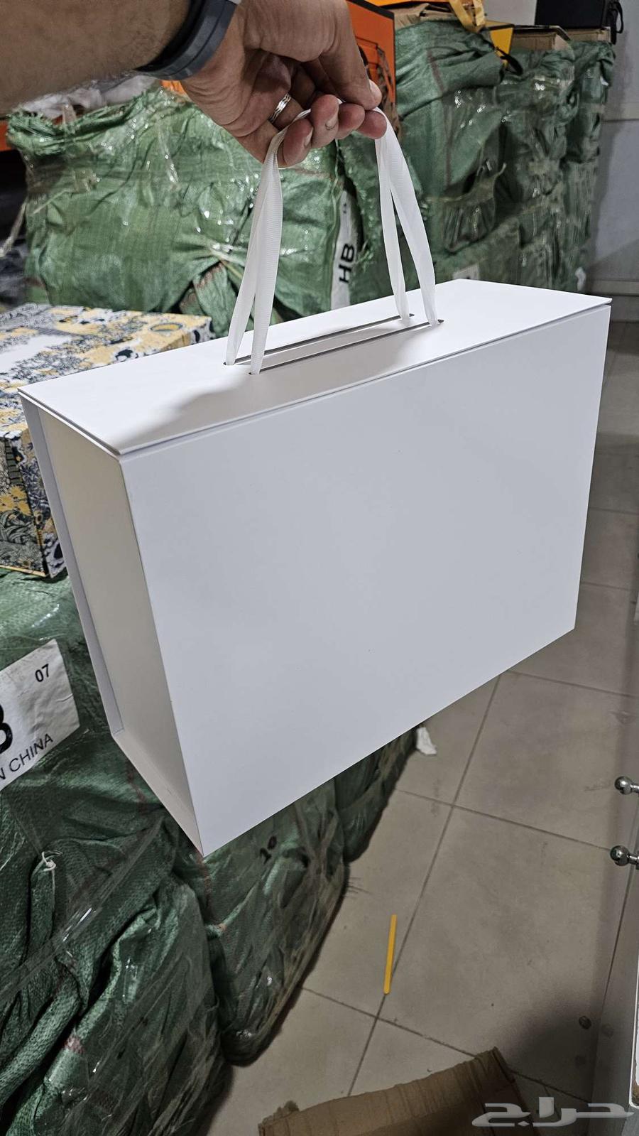 Wholesale and retail bag boxes63618480340993112