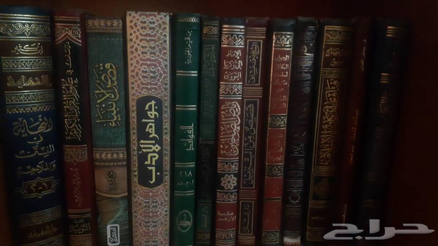 مجموعة كتب للبيع63618482833410114