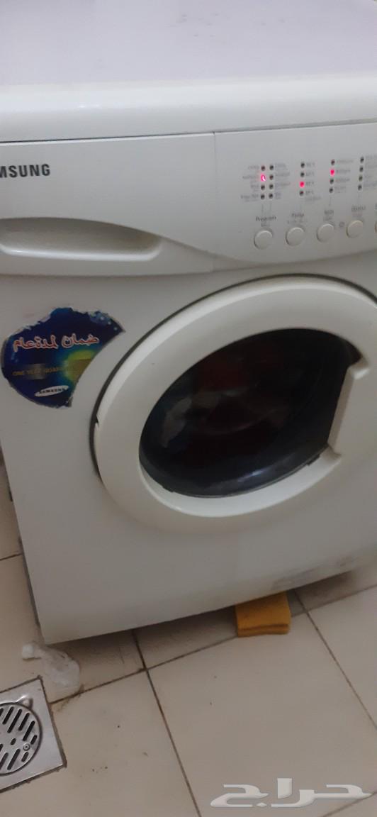 Two washing machines and a split air conditioner63618474866689114