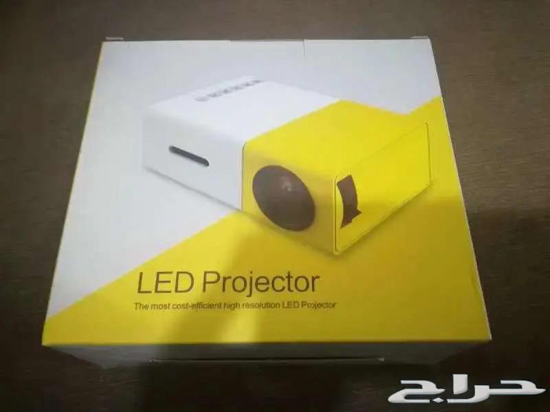 Compact projector63618299746050111