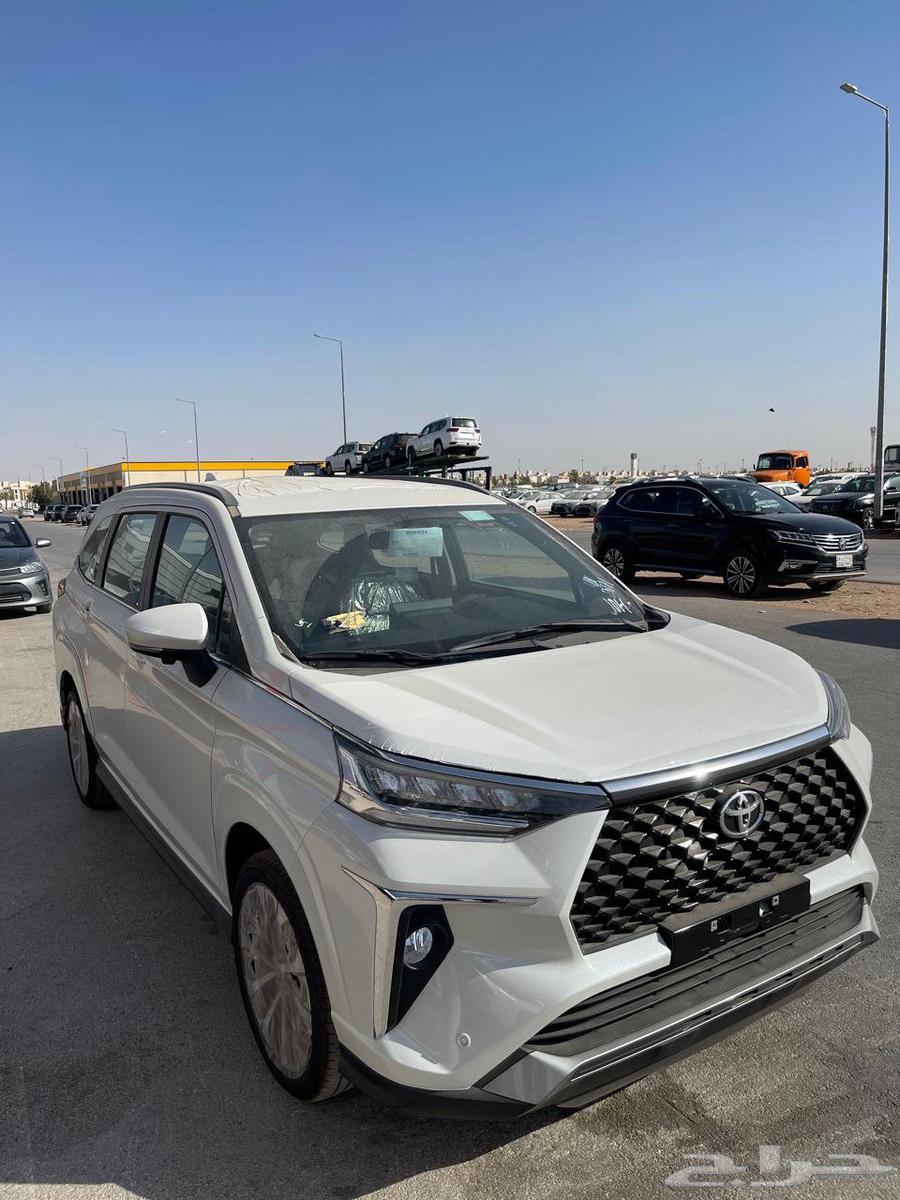 تويوتا فيلوز GLX بنزين 202563617958922497112