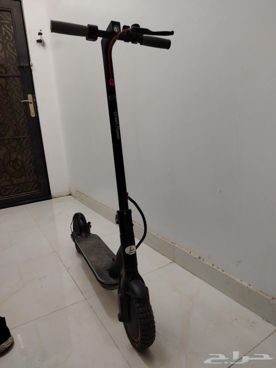 Electric scooter for sale, special price, very good condition, like new63838103837441112