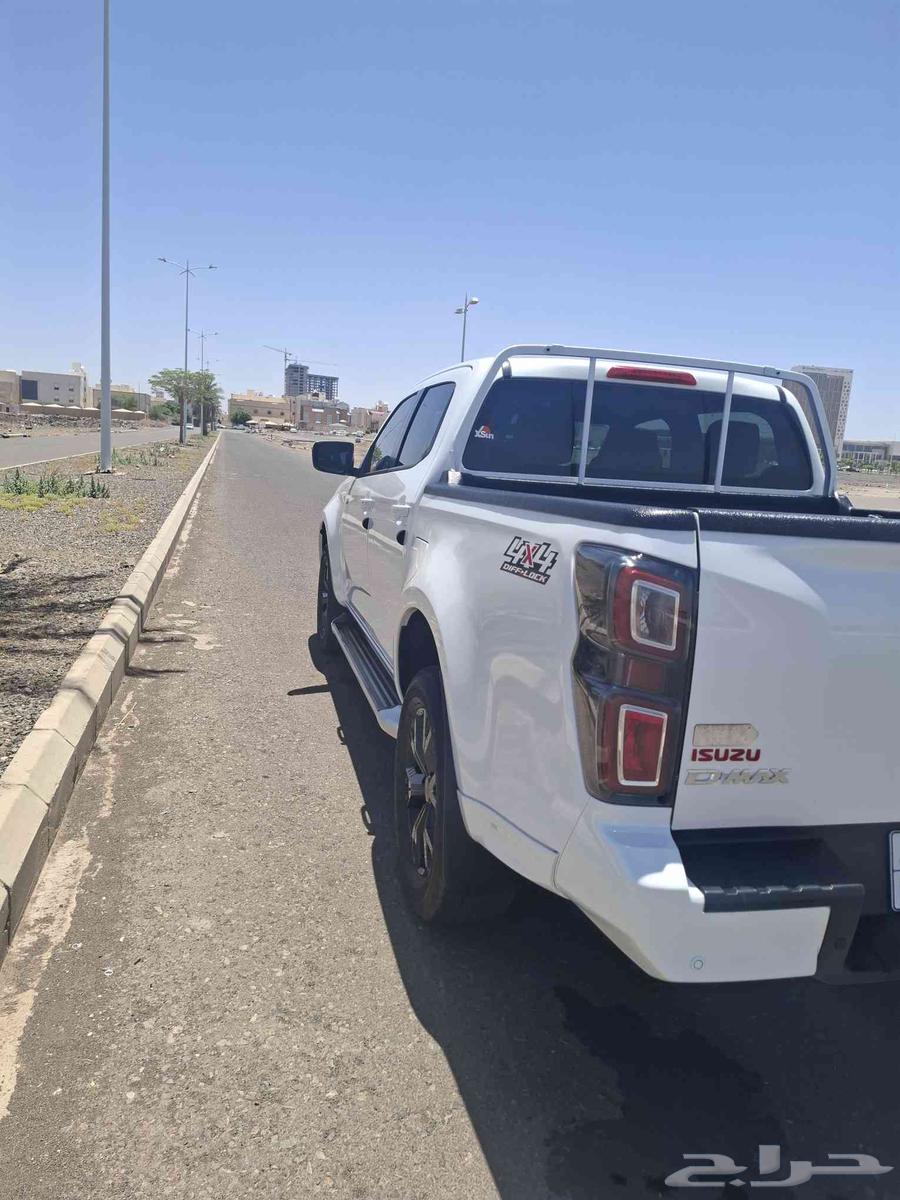 سيارة ايسوزو ديماكس GT موديل 202364267313767683111