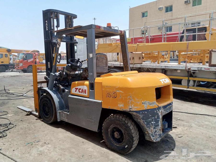 ائجار رافعه شوكية فوركلفت للايجار جميع انواع الرافعات64265874418305110