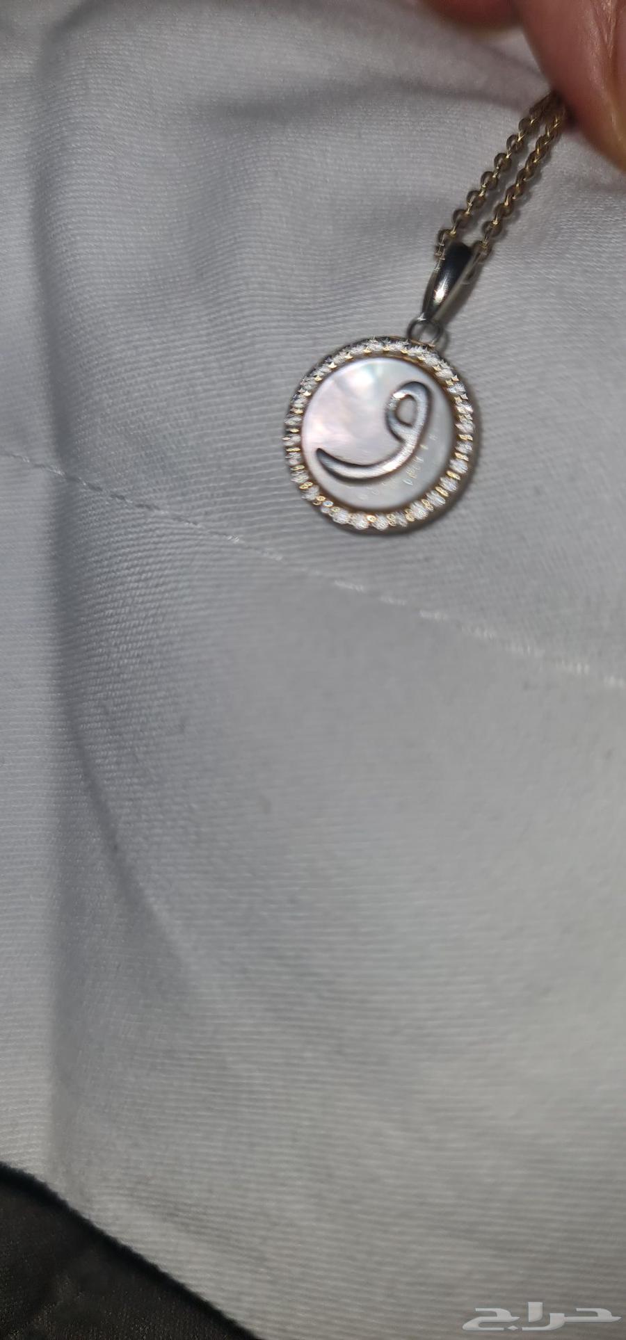 Silver W letter necklace64047199894275111