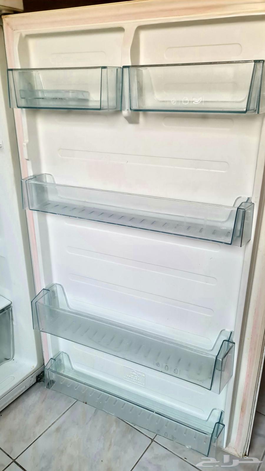 ثلاجة مستعملة للبيع64096646053122114