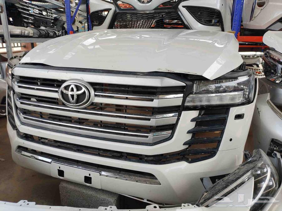 شمعات صدام جيب لاندكروزر64329350083202110