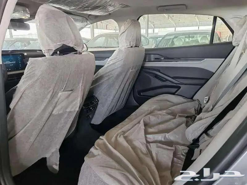 2025 Ford Torus Ambient64333676767107113