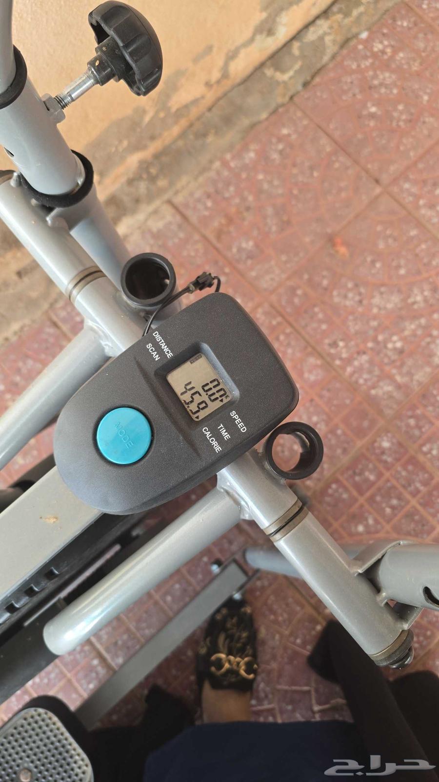 Exercise bike63618868730241111