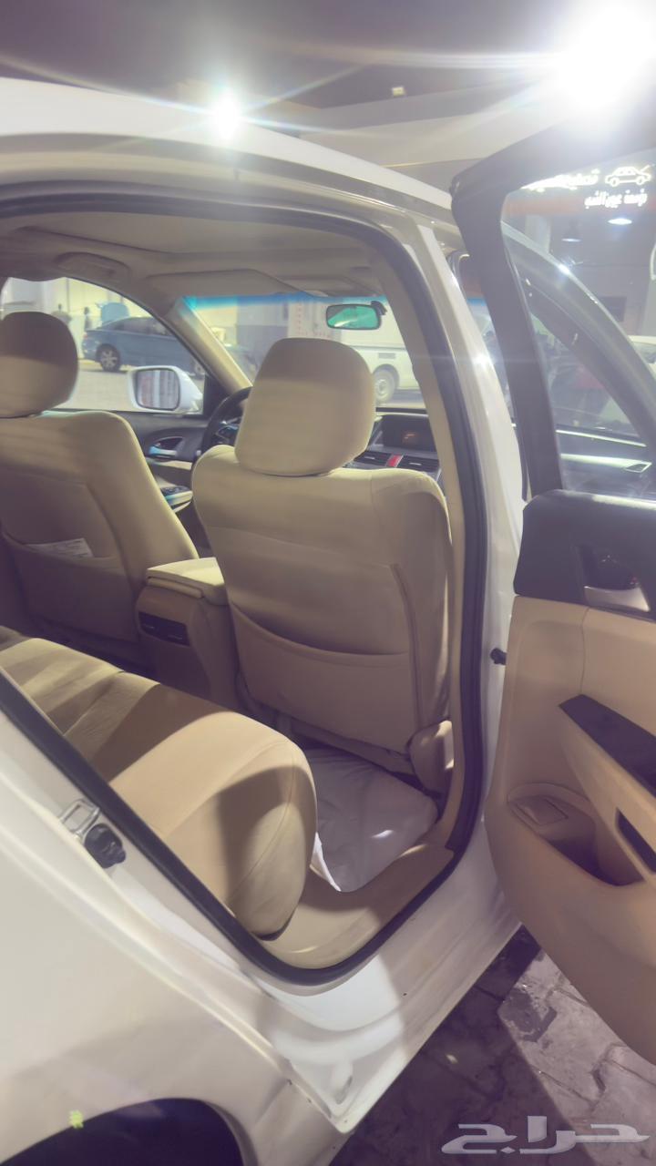 للبيع هوندا اكورد اسبيشيل 2012 نظيفة فتحة سقف64345626565762114