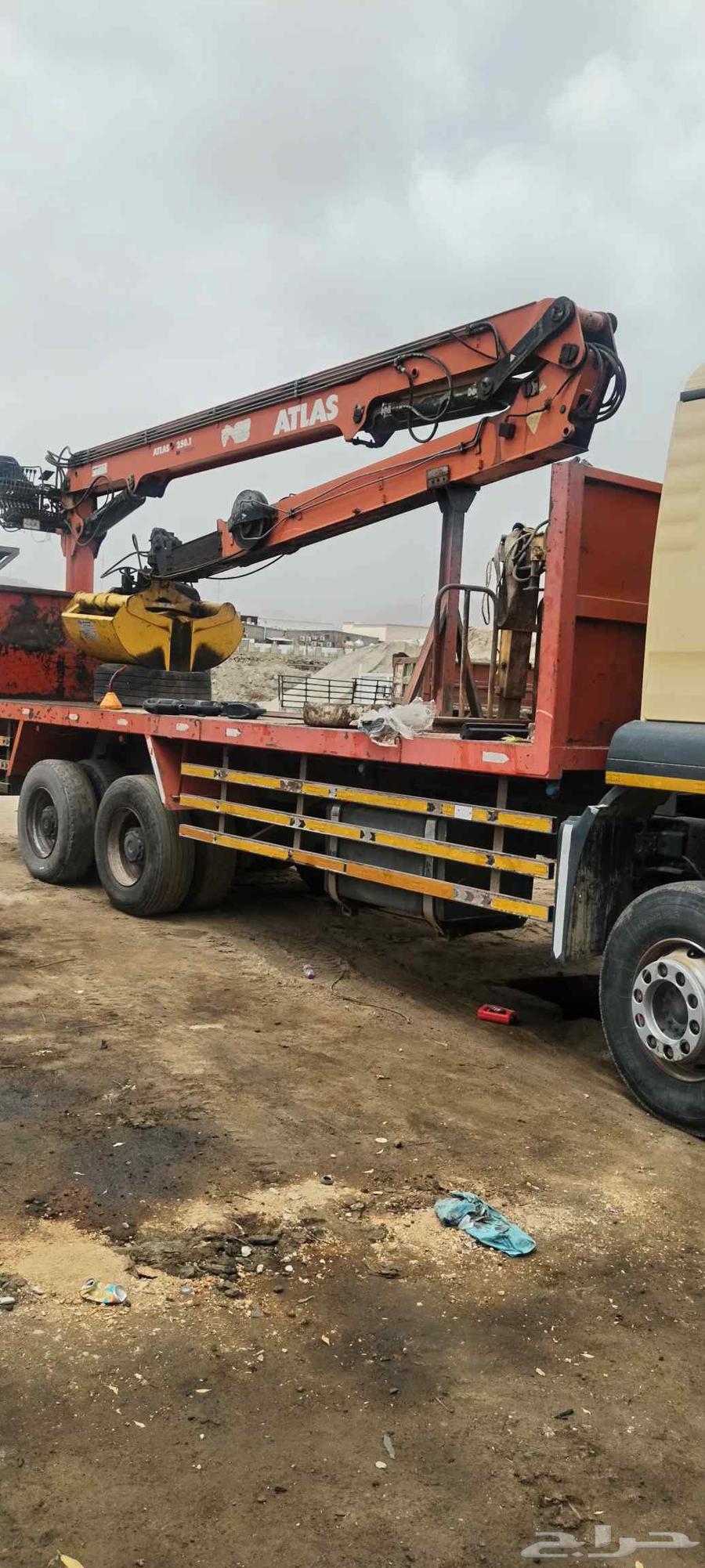 للبيع ونش رافعة موديل 2003 ممشى 35064351956864130110