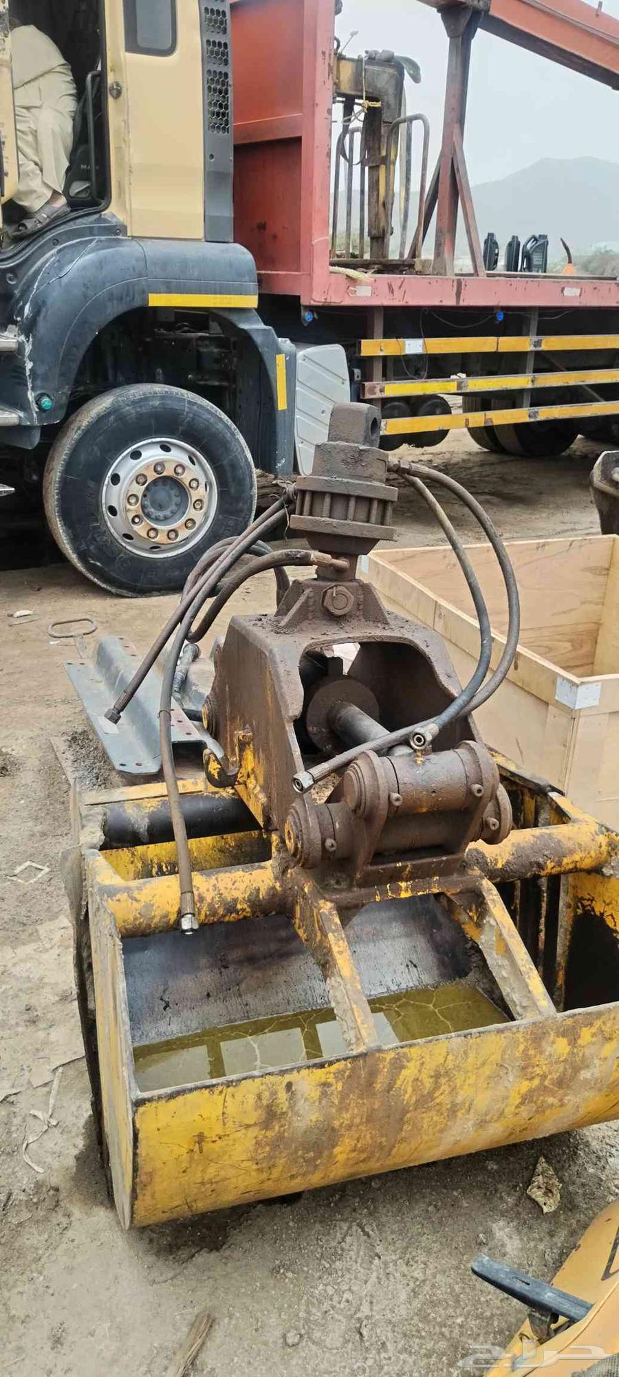 Bobcat 2016 for sale with grapple, contact number64350913202050114