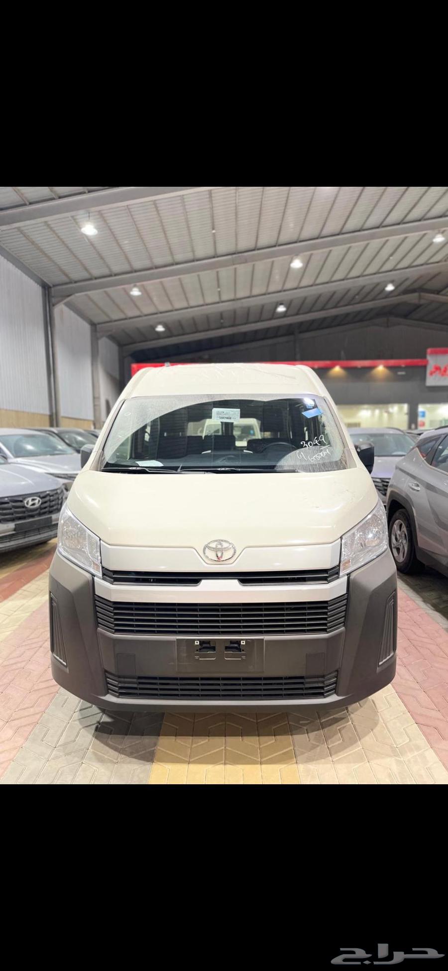 تويوتا هاي اس بضاعه سقف عالي باب مفصلي ديزل 202564348305600003110