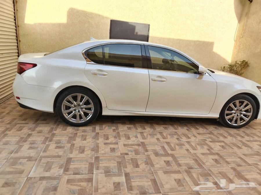 للبيع لكزس 350 gs موديل 201364347646933633113