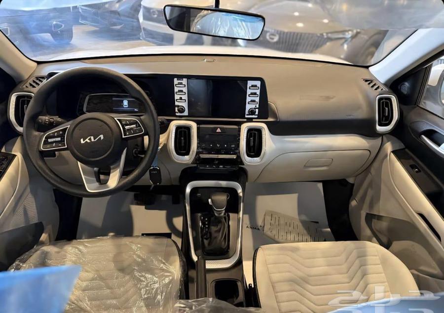 Kia Sonet Standard 2024 lowest price within the Kingdom64369805893763114