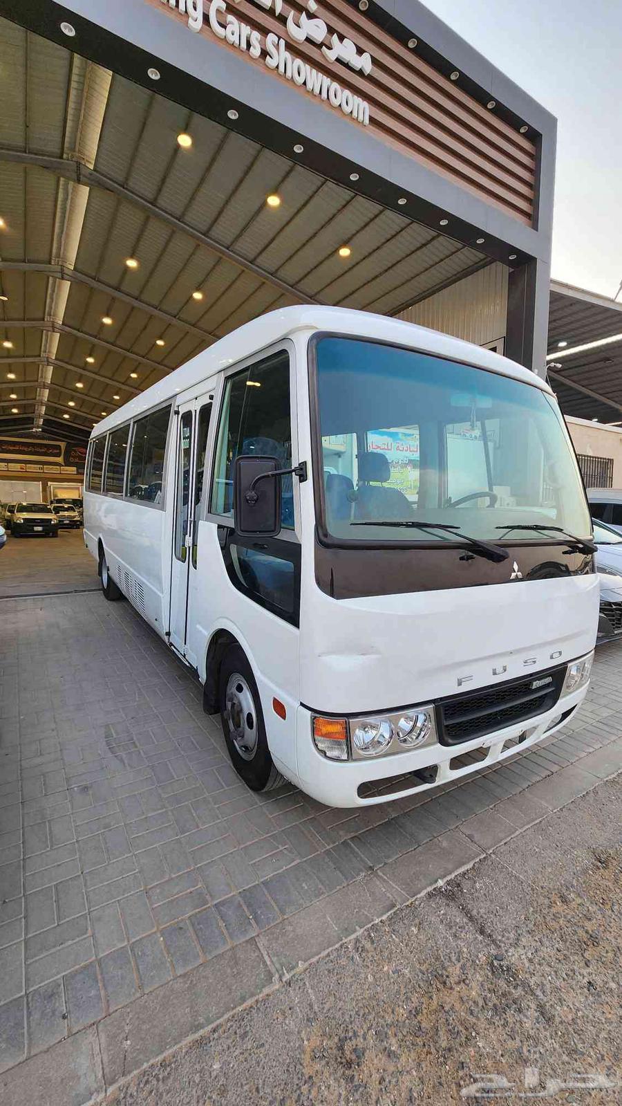 باص حافلة 33 راكب ميتسوبيشي64368571677697112