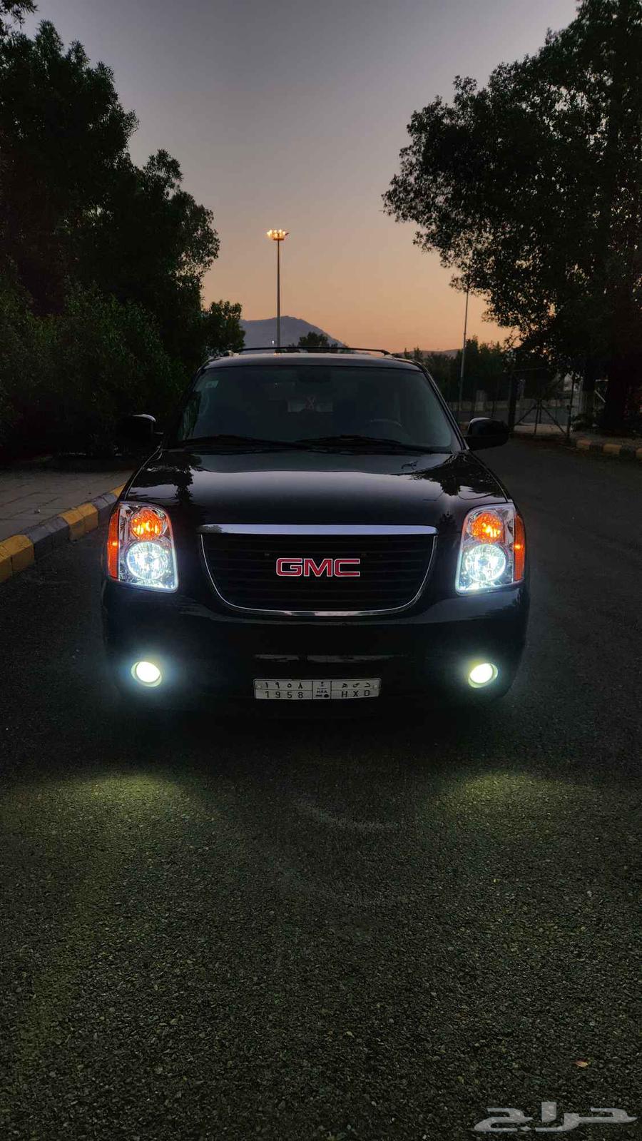 جمس يوكن xl طويل مخزن 2010 اسود64371437916802113