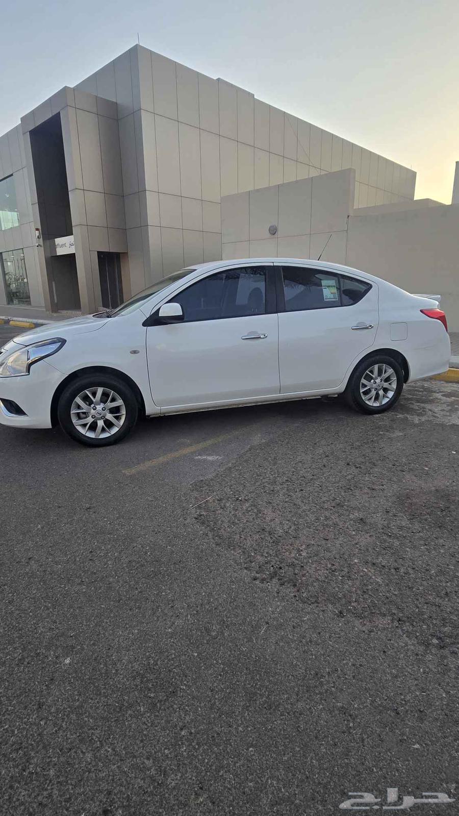 نيسان صني موديل 2023فل كامل نظيف جدآ بحالة الوكالة64370583299459114