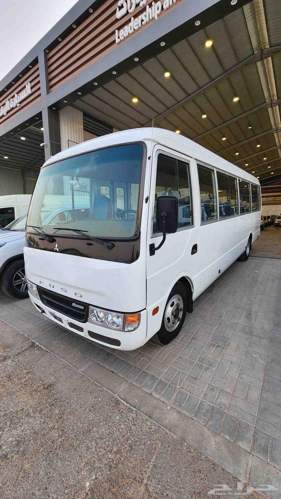 باص حافلة 33 راكب ميتسوبيشي64368571677697111