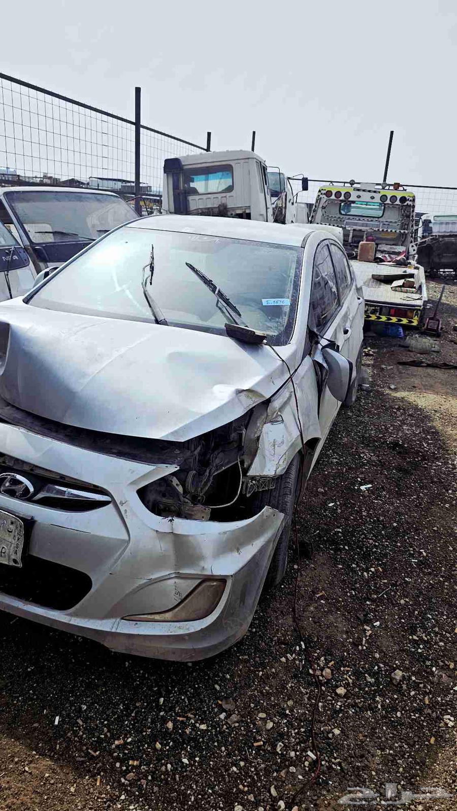 Accent 2013 spare parts only for dismantling64371437996162110