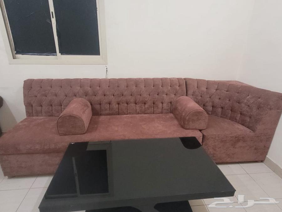 Council and table for sale in Riyadh 200 SAR negotiable64141933145219114