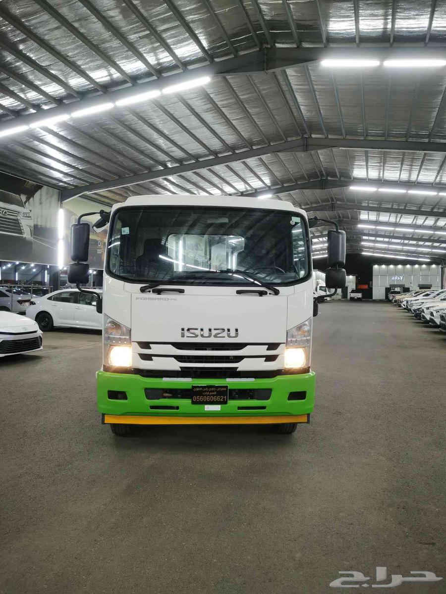 شاحنه ايسوزو 8 مسمار الموديل 2020 العداد 15 الف64368907789571111