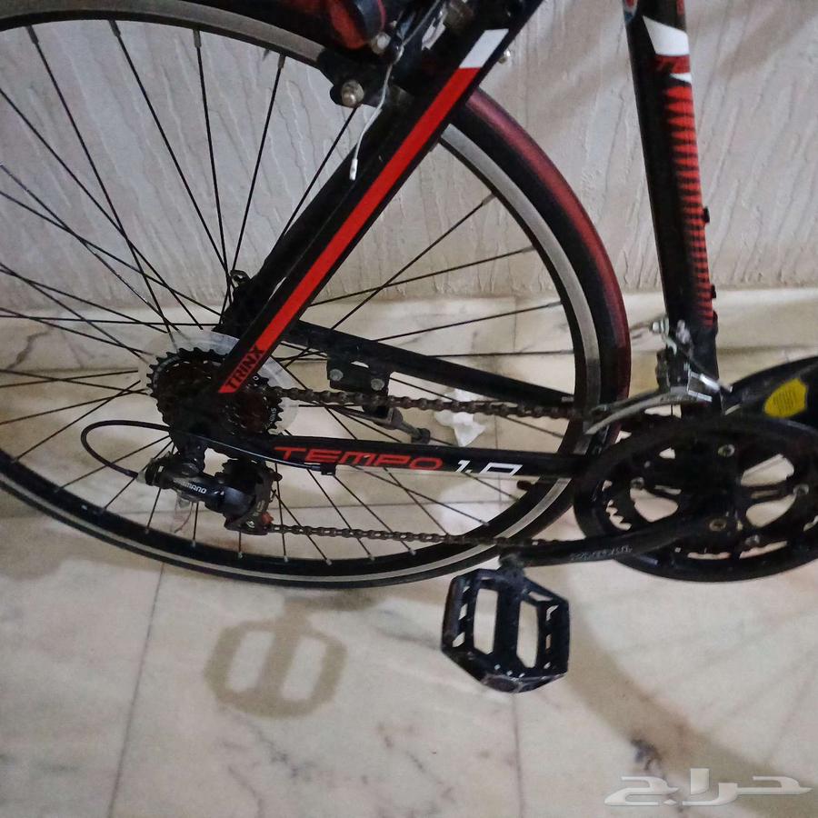 Trinx Tempo 1.0 road bike in excellent condition. Lightweight and64141919907971111