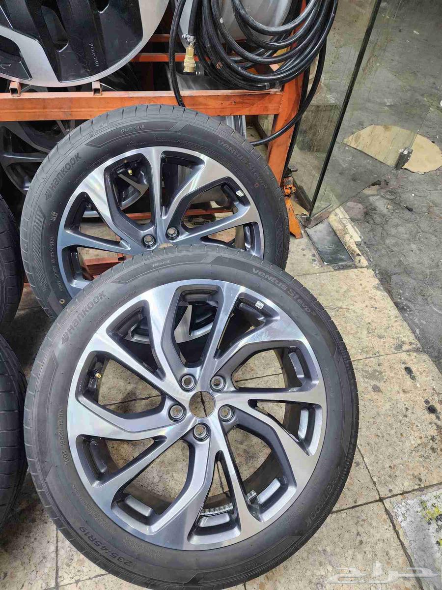 جنوط فورد تورس مقاس 19 اصلي وكاله موديل 202564372404695425113