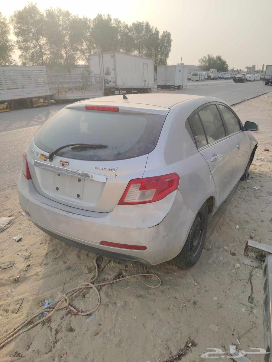 جيلي امجراند هاتشباك EC7 2014 قير عادي تشليح قطع غيار فقط64367668700675111