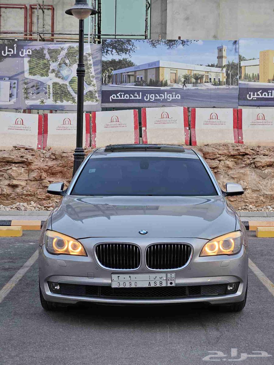BMW 730Li - 2011 - فل كامل بدي وكالة64372141240322110