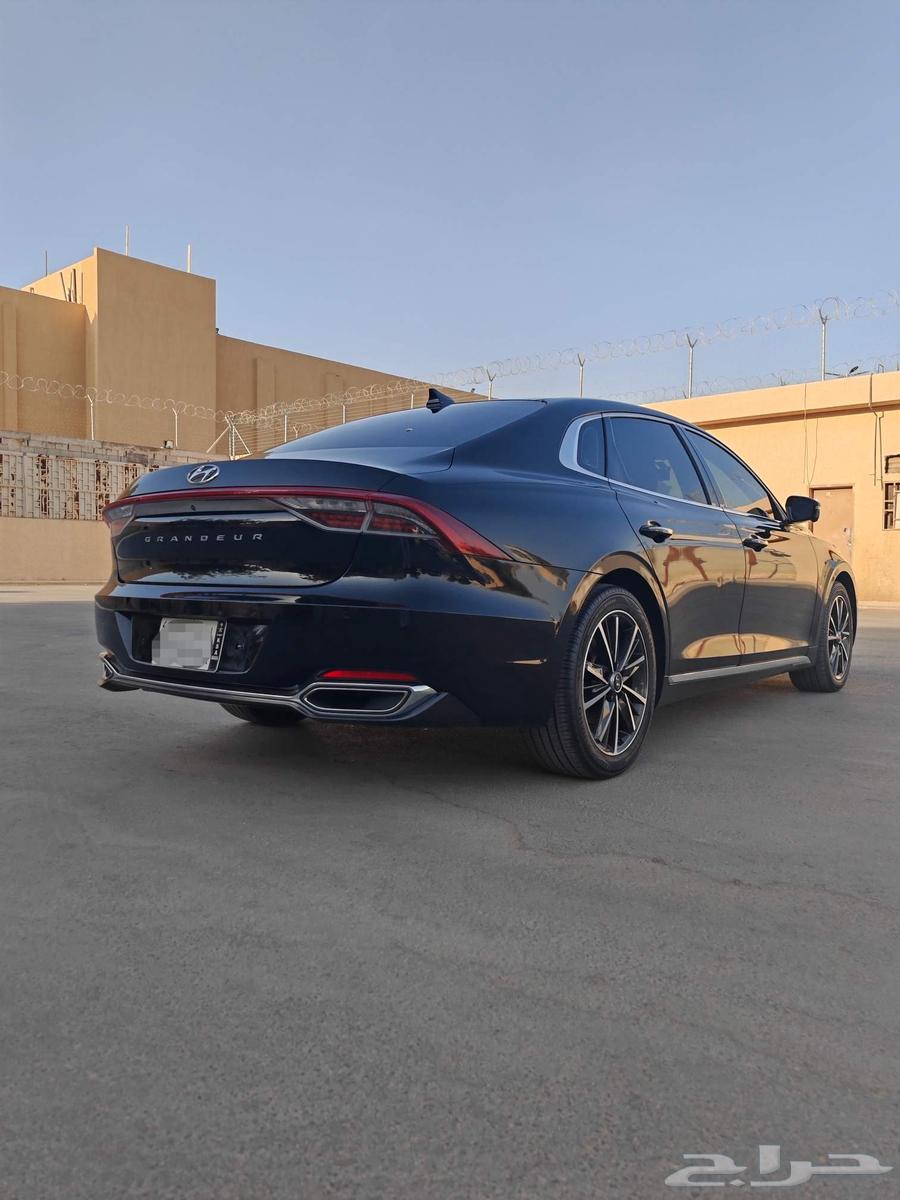 للبيع ازيرا 2020 v6 مواصفات مميزه64369557216641114