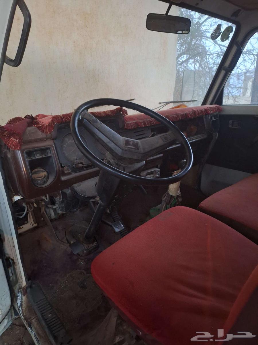 Old bus model 83 engine and gear condition64369306582019110