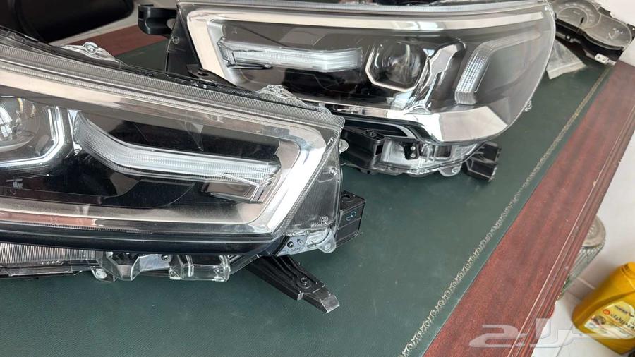 تيوتا هايلوكس64370351910146111