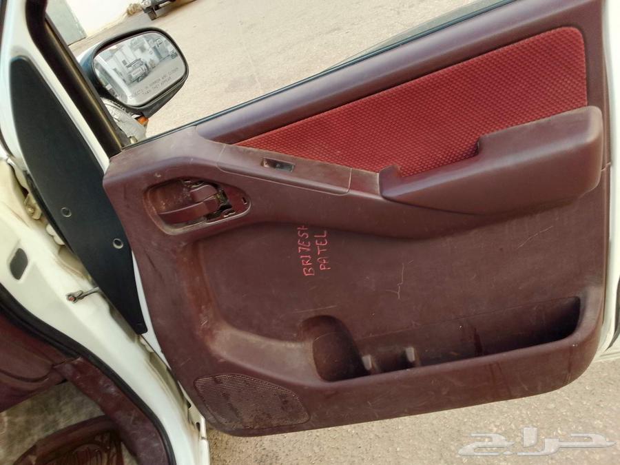 Nissan Navara 2013 model, fully functional engine and transmission64368878504194114