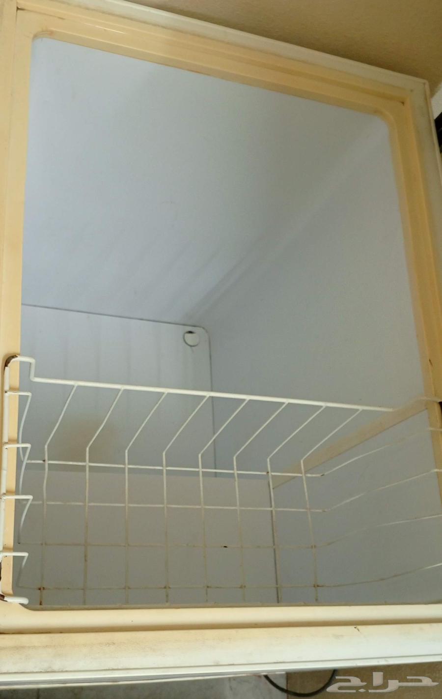 فريز 200 لتر ماركه هاس بحاله ممتازه تجميد ممتاز64145422472323110