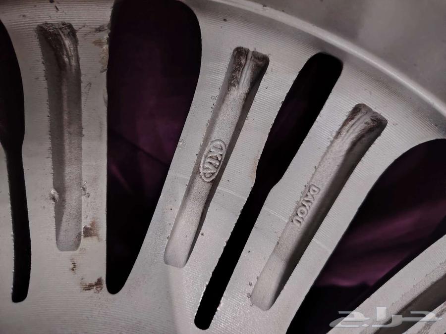 جنوط كيا كدنزا 1764369454865922112