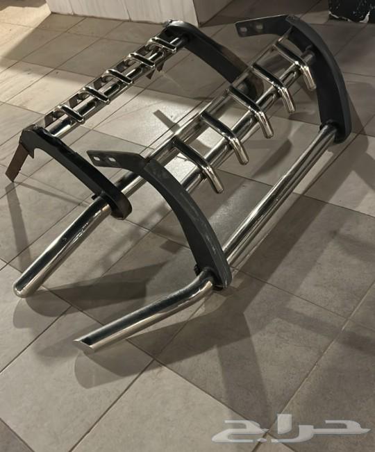 Two clean GM supports64370654964867110