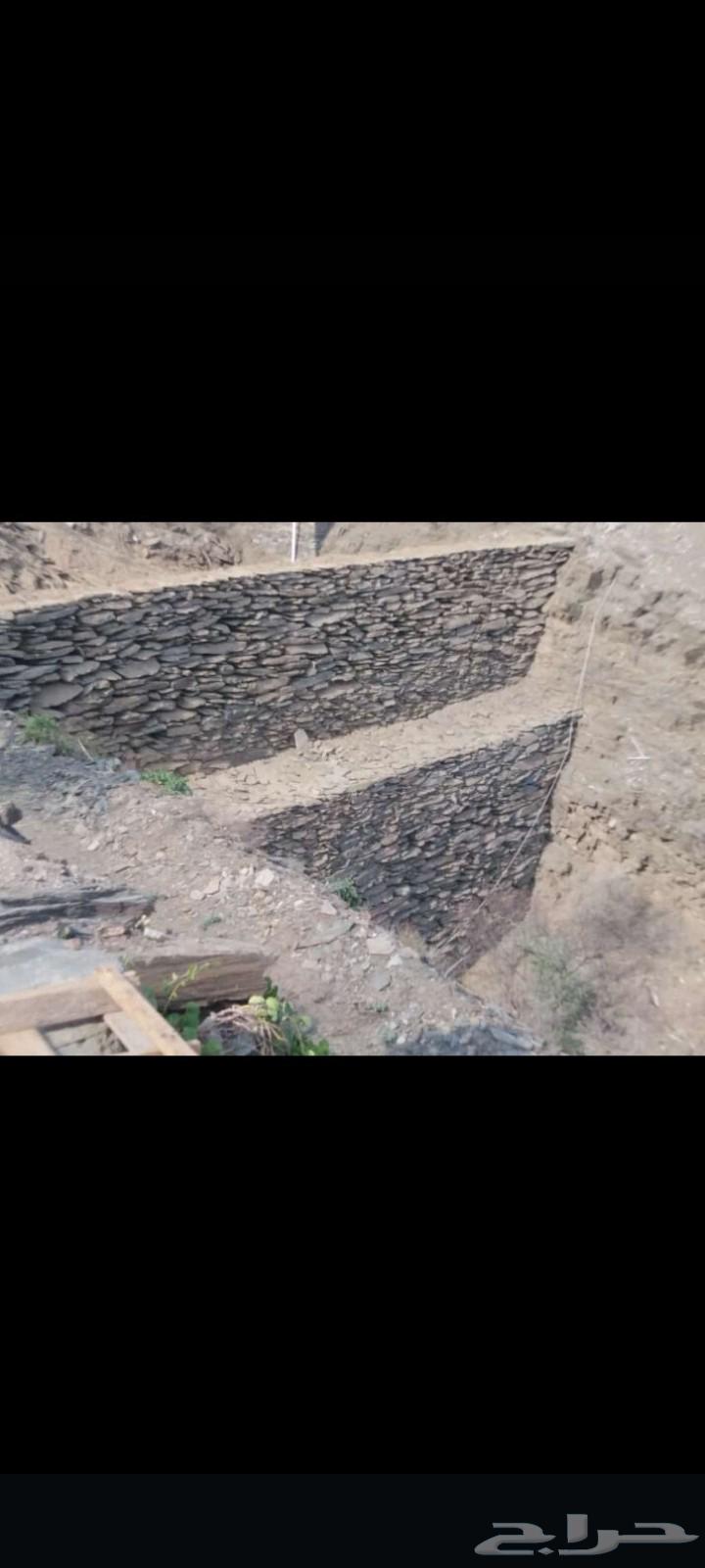 بوكلين لقص الاراضي وبناالحجر64371643346049111