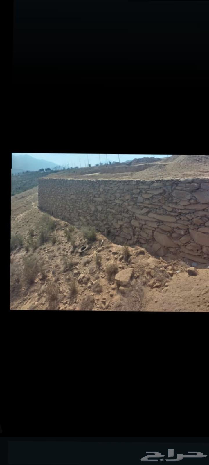 بوكلين لقص الاراضي وبناالحجر64371643346049110