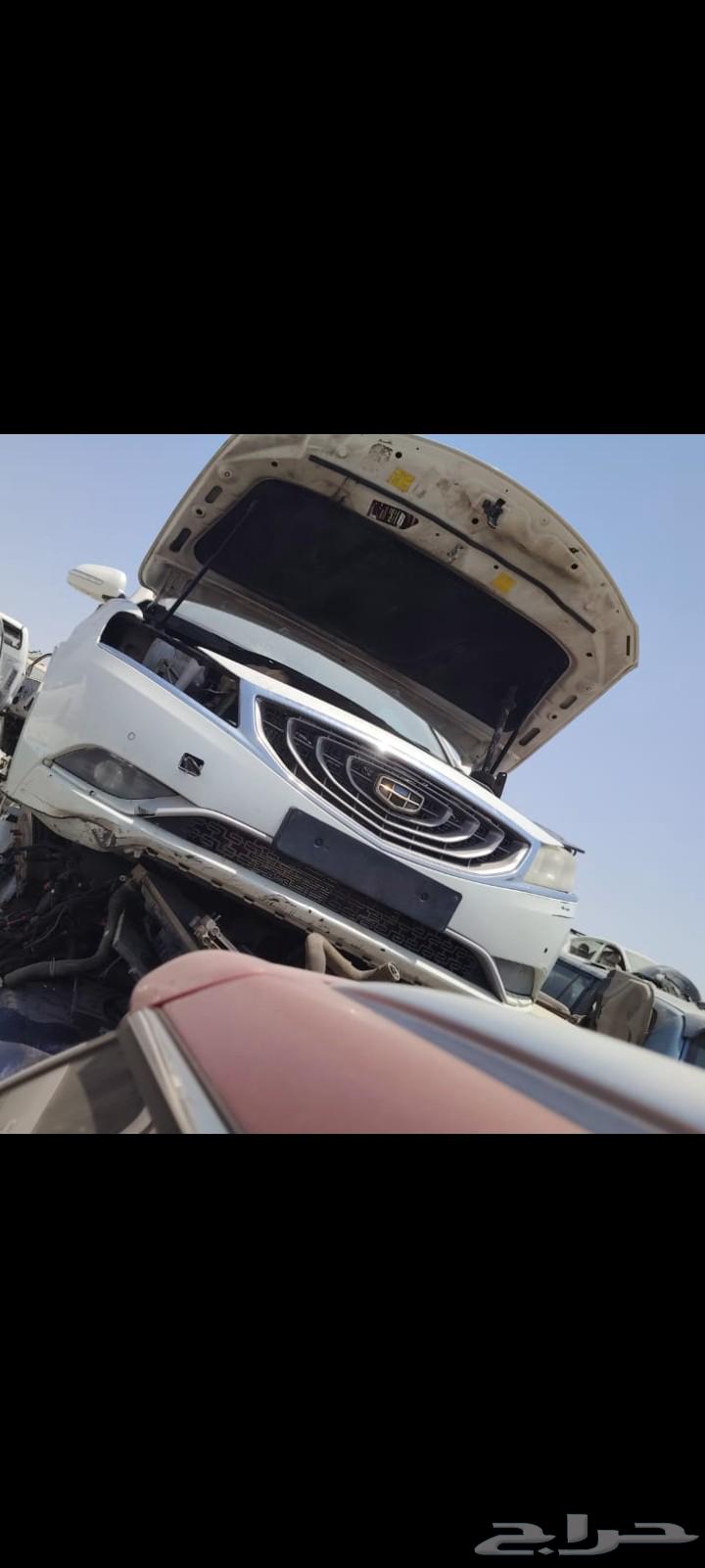 سيارات صينيه للتشليح فقط وقطع الغيار64365732163073112