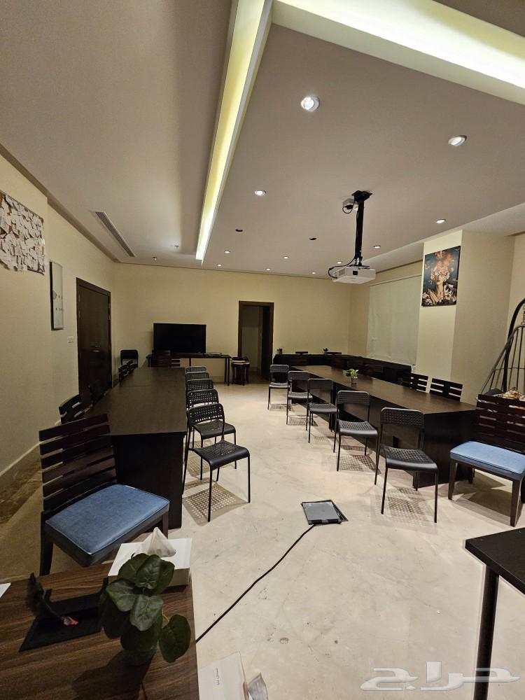 Meeting room at an attractive price, book now64141916811651111