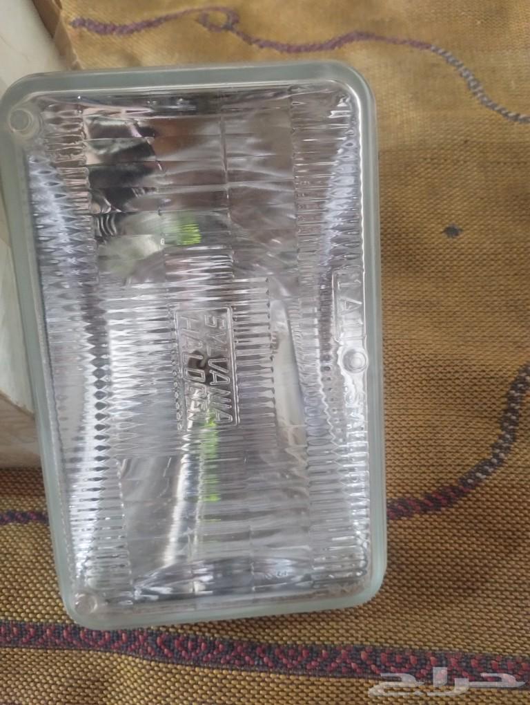 Original Ford Marquis spark plugs, 90 and below, agency new, quantity 364371306841858113